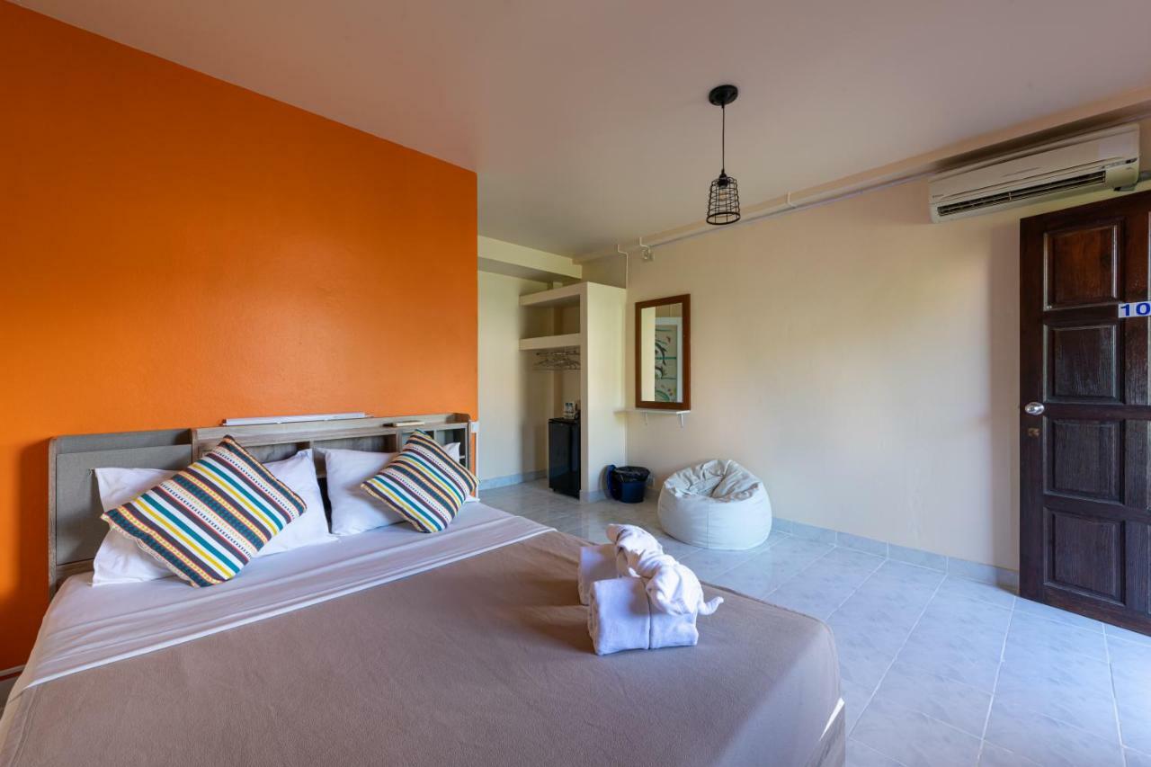 Mypatong Social Hostel Patong Exterior foto